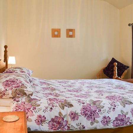 Llofft Yr Yd - 16984 Villa Brynsiencyn Екстериор снимка